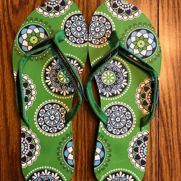 Vera Bradley Shoes - Vera Bradley (Retired) Flip Flops